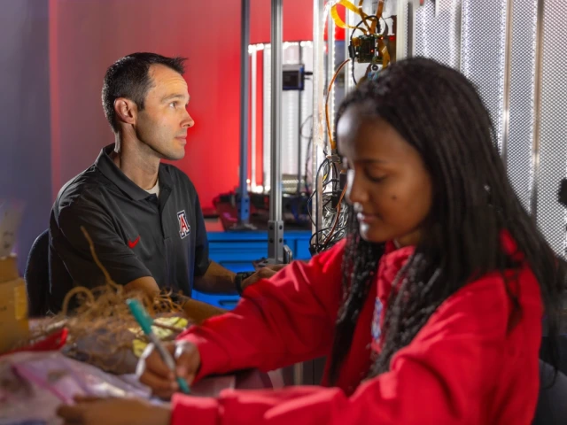 Students working in a lab