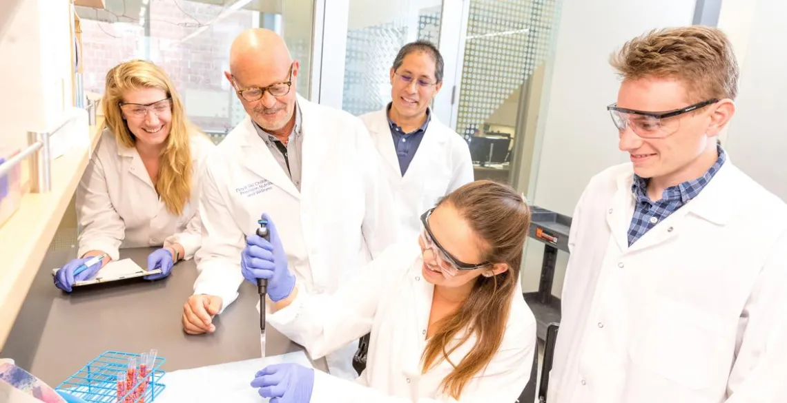 BIO5 researchers working in a lab