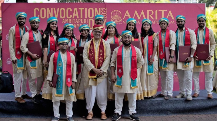 Graduates from the UArizona Health Sciences and Amrita Vishwa Vidyapeetham University dual-degree master’s program wore UArizona stoles and pins during a special convocation ceremony in India.